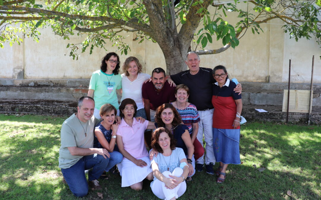 11 laicos SEMD hacen sus promesas en España